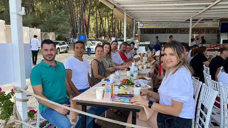 Öğretmenler 29 Ekim'de bir araya geldi