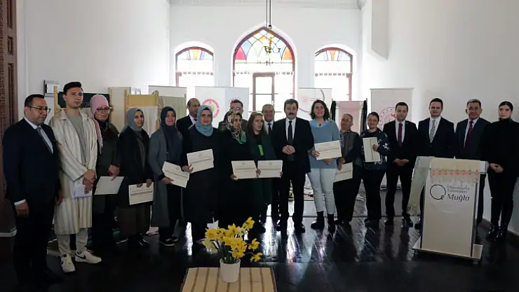 OLGUNLAŞMA ENSTİTÜSÜ KADIN KURSİYERLERİ SERTİFİKALARINI ALDI