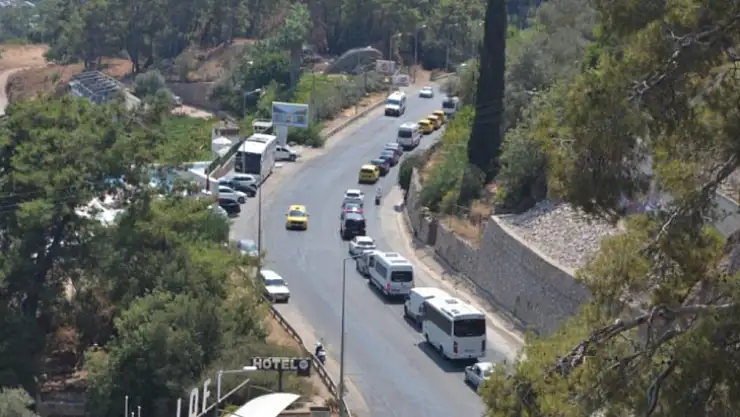 Ölüdeniz'de Yoğunluk Sürüyor
