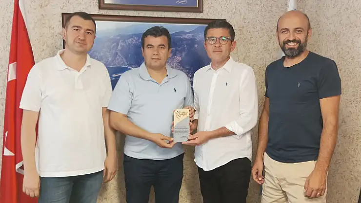 Ölüdeniz Turizm Geliştirme Kooperatifi'ne Plaket