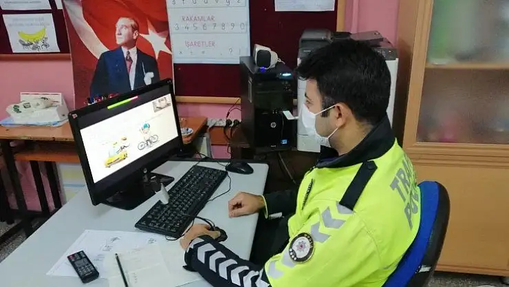 Ortaca Emniyeti uzaktan eğitim uygulamaları üzerinden öğrencilere trafik eğitimi verdi