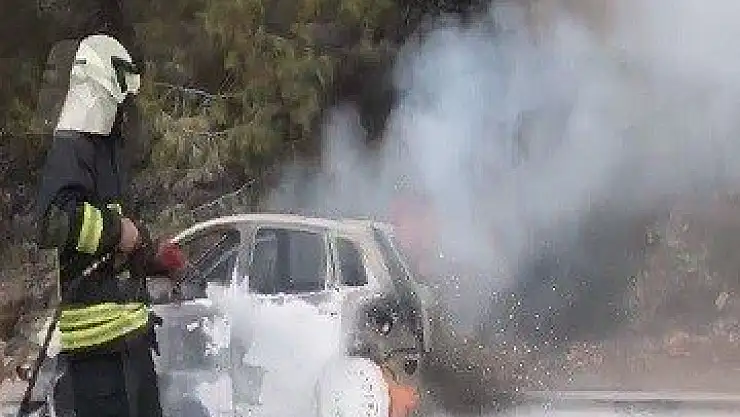 OTOMOBİL ALEV ALEV YANDI