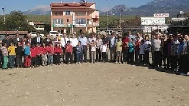 ÖZEL ÇOCUKLARIN TOPRAĞA DOKUNMA SEVİNCİ