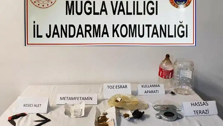 Pansiyonda esrar ticaretine 4 gözaltı