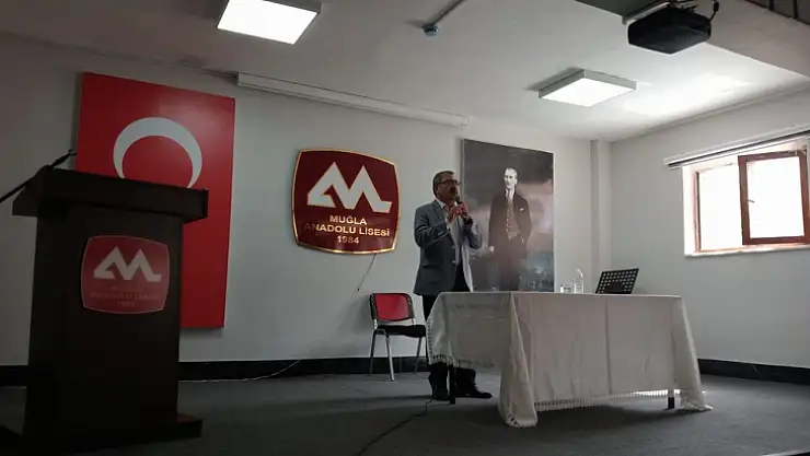 'Peygamberimiz, İman ve İstikamet' Konulu Program Düzenlendi