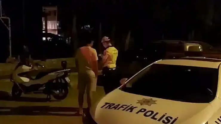 Polis ekipleri tehlikeli motosiklet kullananları affetmedi