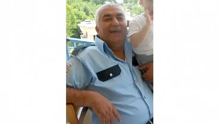 Polis memuru evinde ölü bulundu