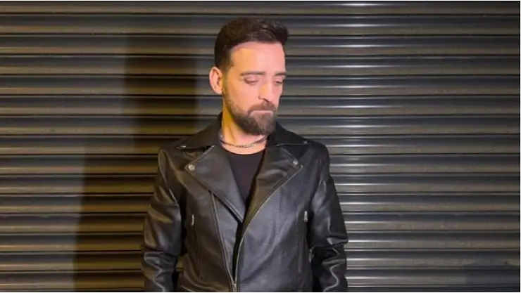 Sanatçı Hüseyin Cengiz 'Ömür Dediğin' şarkısını yorumladı