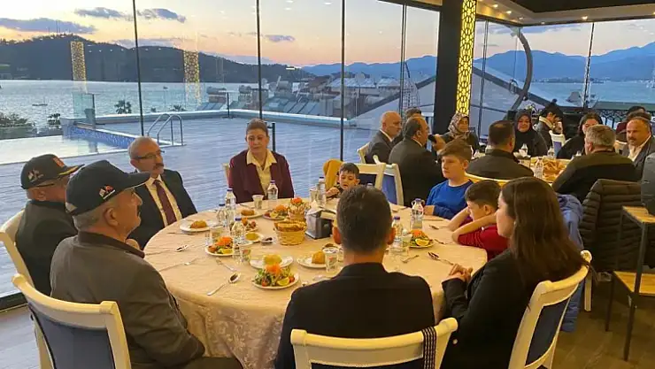 ŞEHİT AİLELERİ VE GAZİLER İÇİN ANLAMLI İFTAR YEMEĞİ