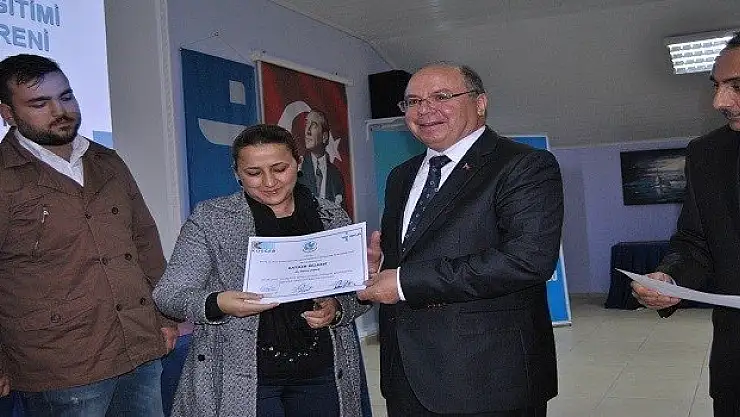 Sertifikalar Törenle Verildi