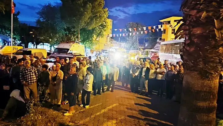 Seydikemer'de hacı adayları kutsal topraklara uğurlandı