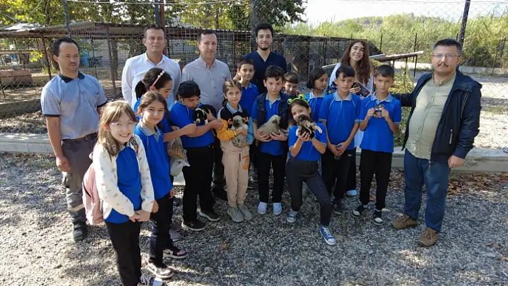 Seydikemer'de Öğrenciler Can Dostlarımızla Buluştu