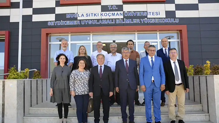 Seydikemer'de TradeMaster Finans laboratuvarı açıldı