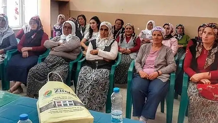 SEYDİKEMER'DE 52 KADIN ÇİFTÇİYE EĞİTİM VERİLDİ