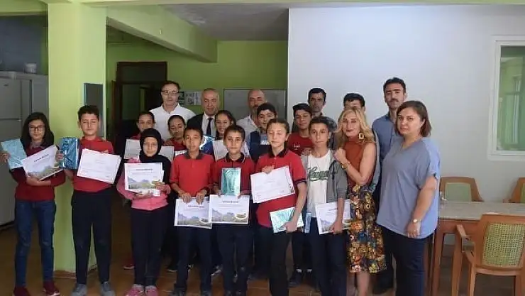 Seydikemer'de Çiftçi Bayramı çiftçi çocuklarıyla kutlandı