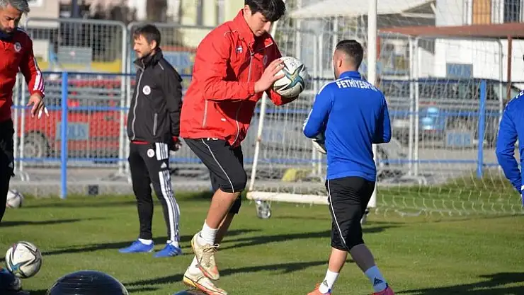 Şimşekler Erokspor'a karşı