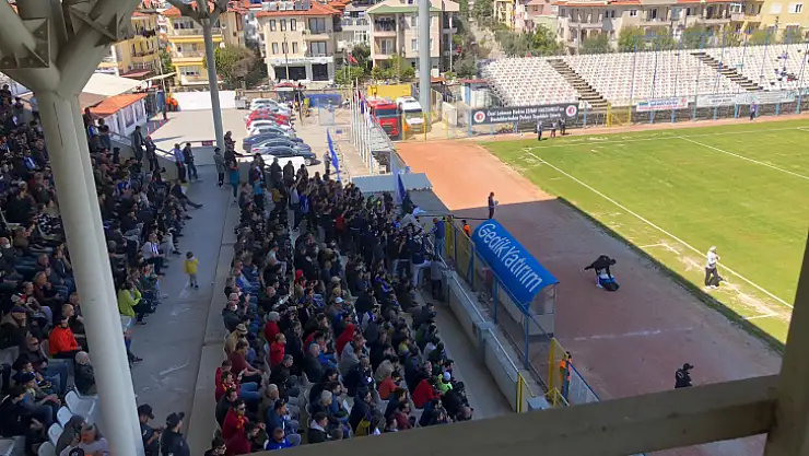 ŞİMŞEKLER EVİNDE PUAN ALAMADI