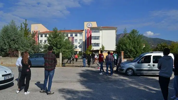 Sınava 3 bin 500 aday katıldı