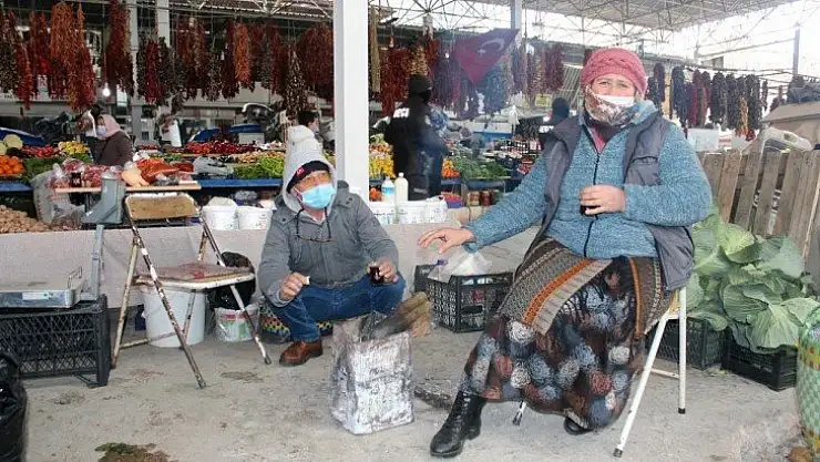 Soğuk, pazarcıları vurdu