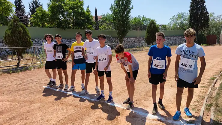 Sporcular 15 Temmuz Şehitleri İçin Koştular