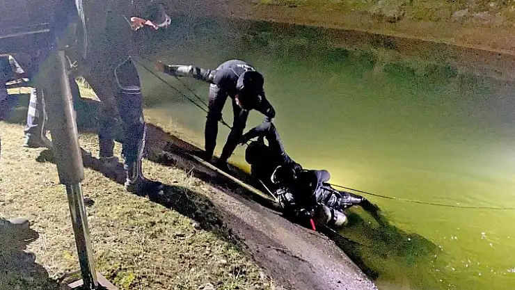 Sulama kanalına düşen otomobilin sürücüsü hayatını kaybetti