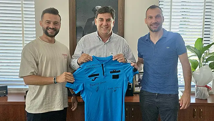Süper Lig Hakemleri Fethiye'de Başkan Karaca'yı Ziyaret Etti