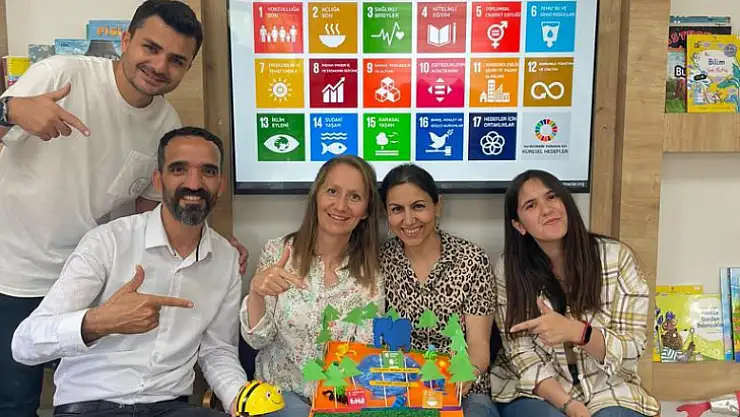 'Sürdürülebilir Kalkınma Amaçları için STEM ' konulu eğitim düzenledi