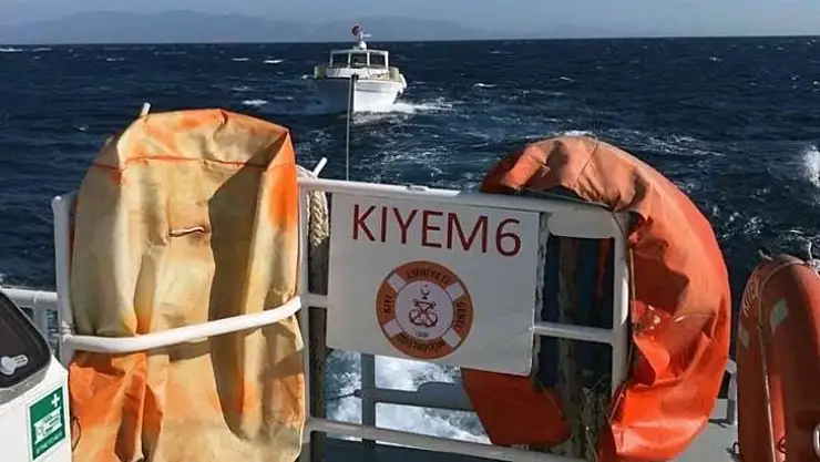 Sürüklenen tekneyi Kıyı Emniyet kurtardı