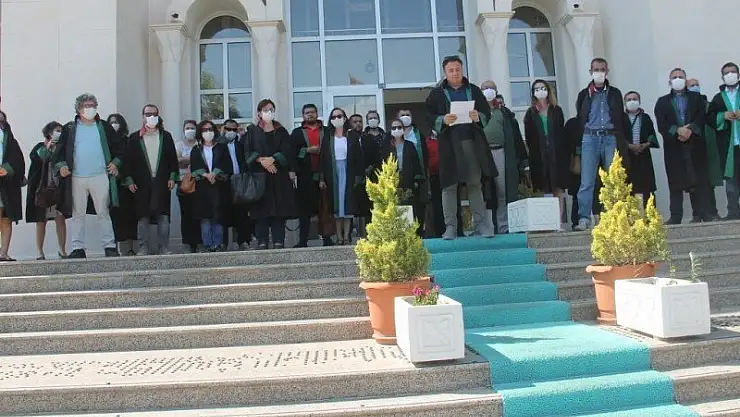 Taşer, 'Avukatlık yasası bizzat çiğnenmiştir'