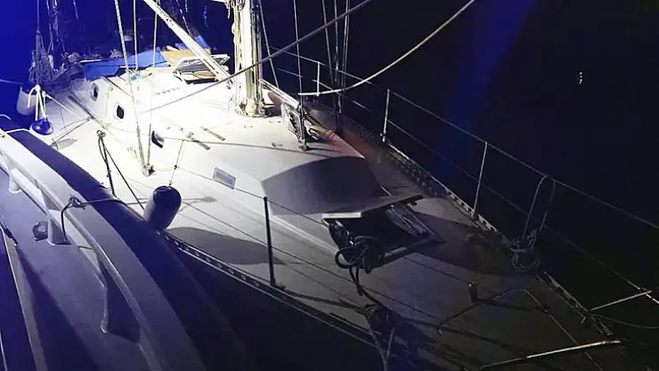 teknede 13 göçmen yakalandı