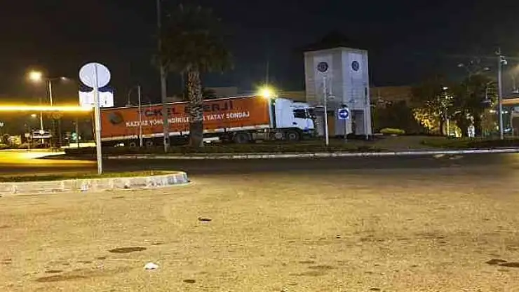 Tır, park adresini şaşırdı