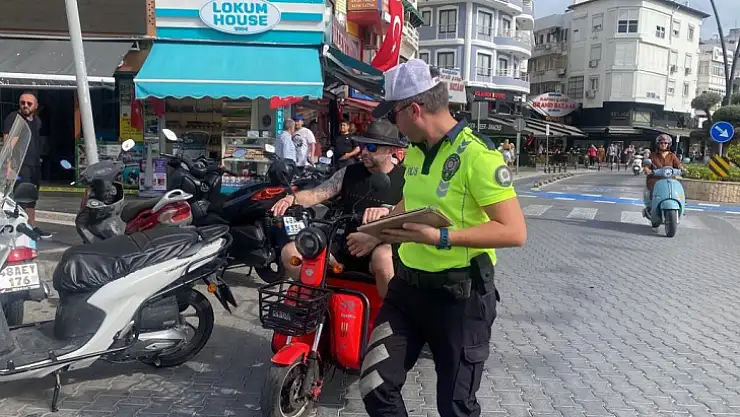 Trafik ekipleri denetimlere hız kesmeden devam ediyor