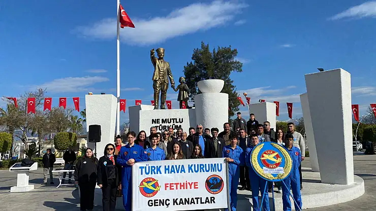 Türk Hava Kurumu Fethiye'de 100. Kuruluş Yıl Dönümünü Kutladı