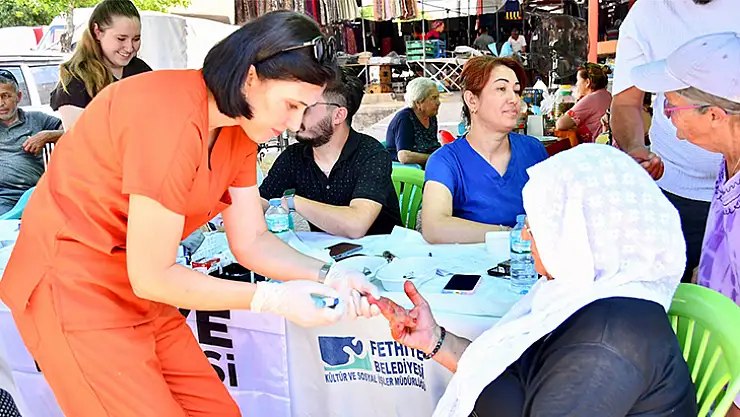 Ücretsiz Şeker Ve Tansiyon Taraması Yapıldı