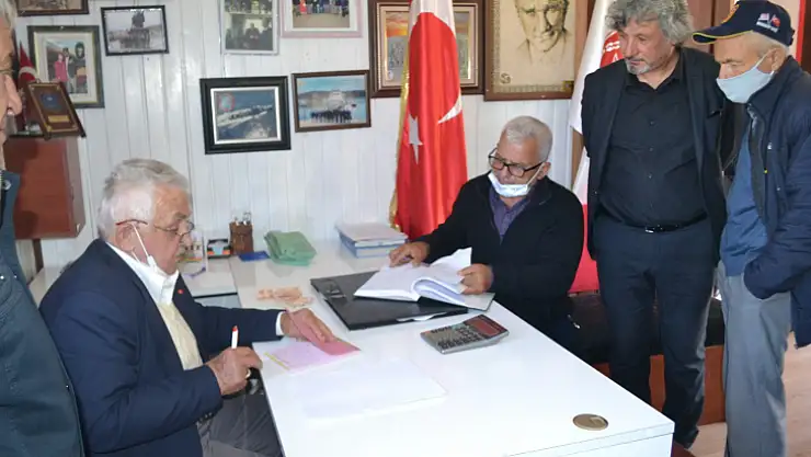 Ünal tekrar başkan oldu 