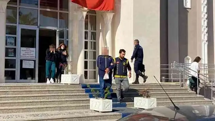 ÜNİVERSİTE ÖĞRENCİLERİNİ FUHŞA SÜRÜKLEYEN 2 KİŞİ TUTUKLANDI