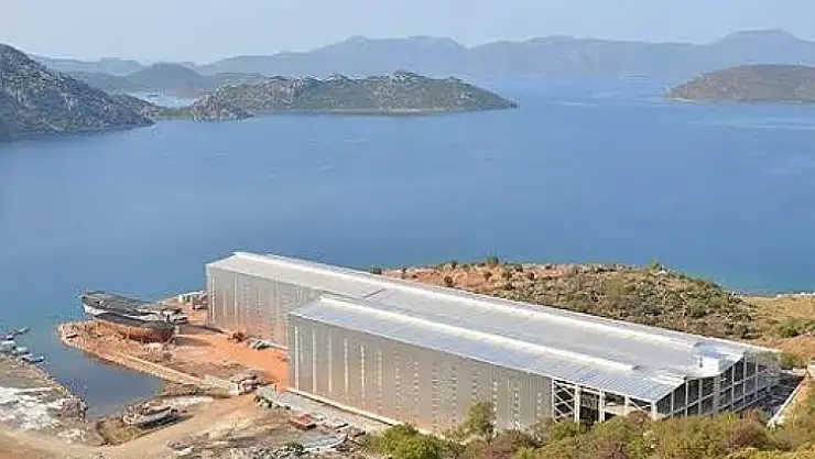 ÜNLÜ TERSANEDE DÜĞÜMLER YAVAŞ YAVAŞ ÇÖZÜLMEYE BAŞLADI