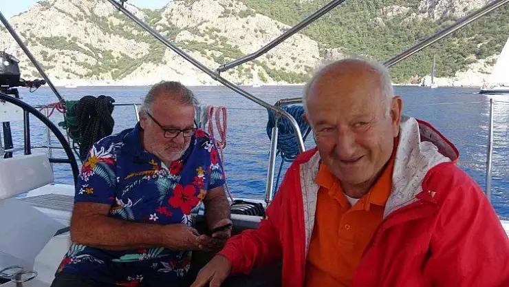 Ünlü Tiyatro sanatçısı Levent Çelmen ve Orkestra Şefi Turgay Noyan'ın Yelken sevdası