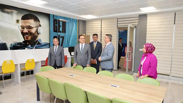 Vali Akbıyık'tan Öğrenci Yurtlarına Ziyaret