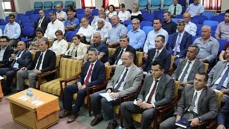 VALİ   AMİR  ÇİÇEK, FETHİYELİ MUHTARLA BİR ARAYA GELDİ…