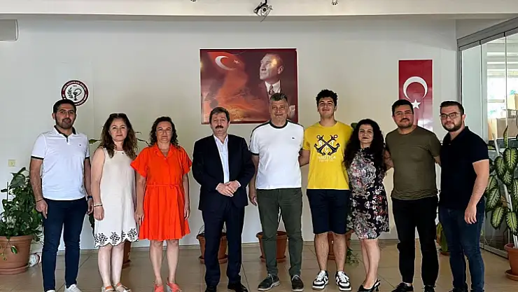 Vali Orhan Tavlı Eczacıları Birliği Muğla Eczacı Odasını ziyaret etti