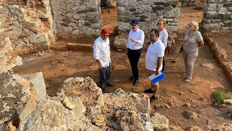 VALİ TAVLI, DEVAM EDEN KAZI ÇALIŞMALARINI YERİNDE İNCELEDİ