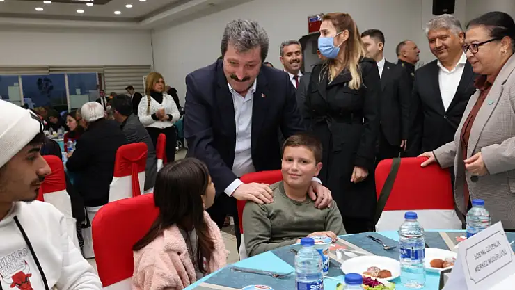 Vali Tavlı Seydikemer'de Şehit Aileleri ve Gaziler ile iftarda bir araya geldi