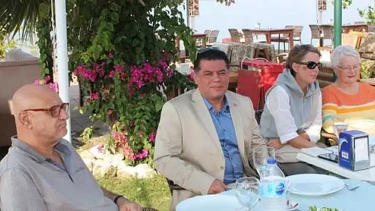 Vatan Partisi'nden Kahvaltı Etkinliği