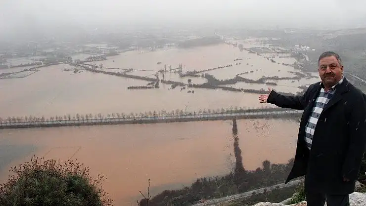 Yağışlar çiftçiyi sevindirdi