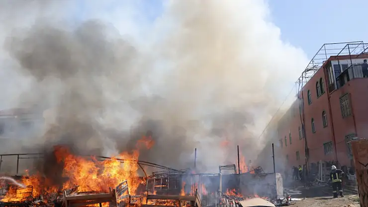 Yangın yaklaşık 1 saatte söndürüldü