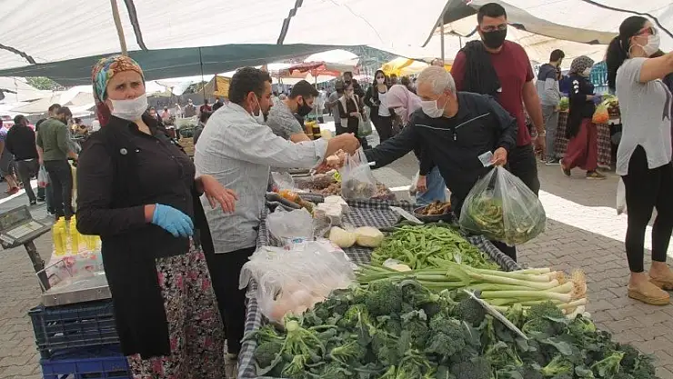 Yasak, Vatandaşları Pazara Döktü