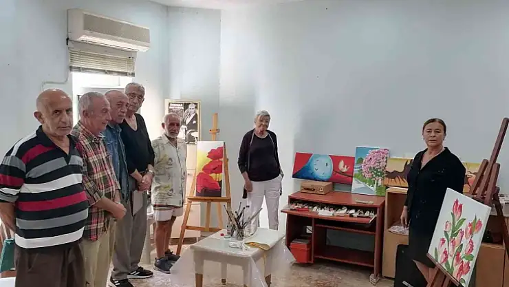 Yaşlılar Günü'nde huzurevi sakinleri yalnız bırakılmadı