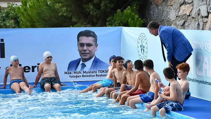 YATAĞAN HALKI, YÜZME HAVUZUNA KAVUŞTU