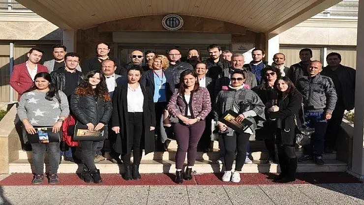 Yılın İlk Eğitimi Beden Dili Oldu